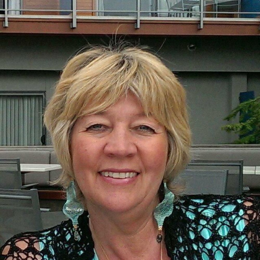 Meet your Posher, Karina